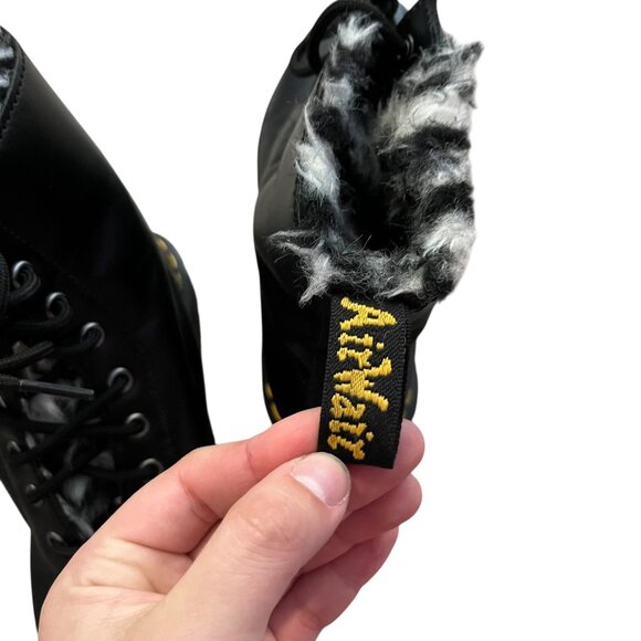 Dr. Martens Black Leather Fur-Lined Boots Womens Size 8 Lace-Up With Yellow Stit - Picture 9 of 10